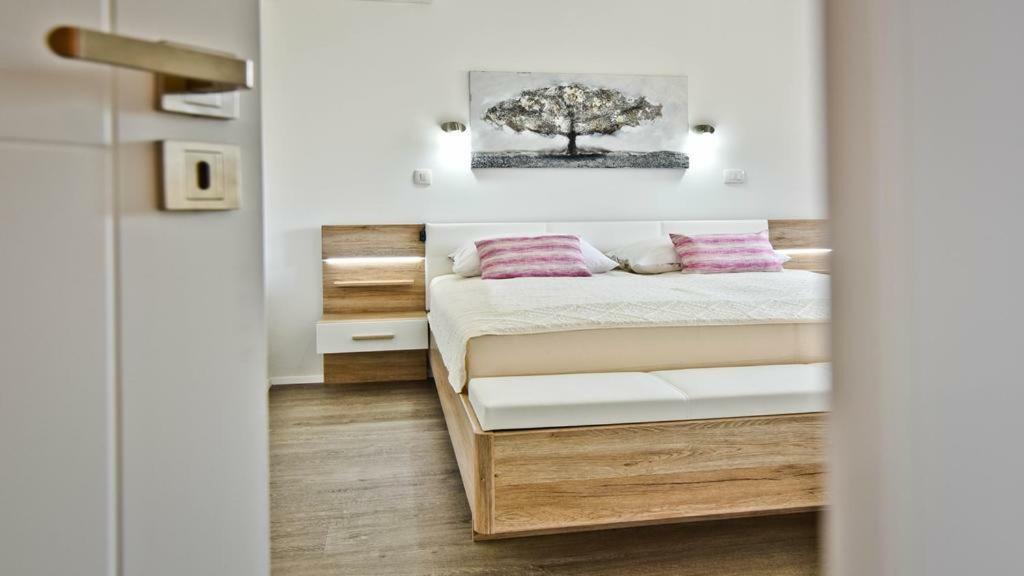 Villa Jela Zara Esterno foto
