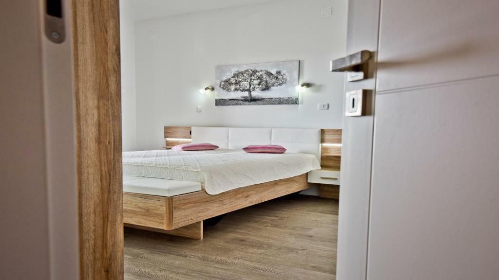 Villa Jela Zara Esterno foto
